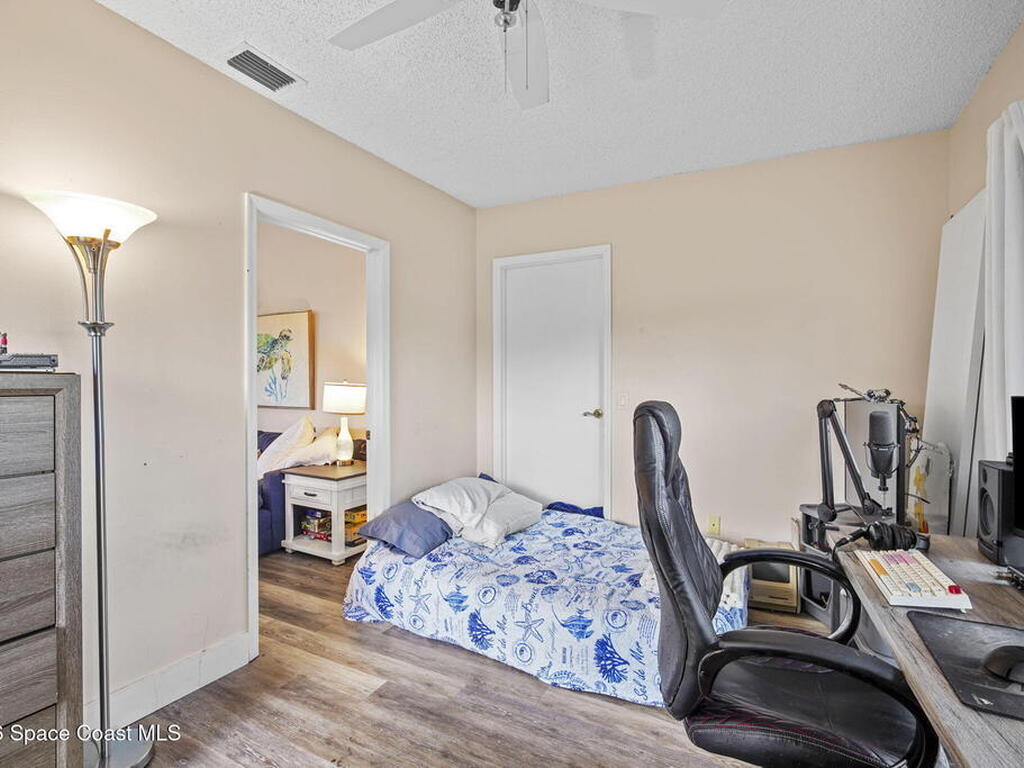 410 Parkside Place, Indian Harbour Beach, FL 32937