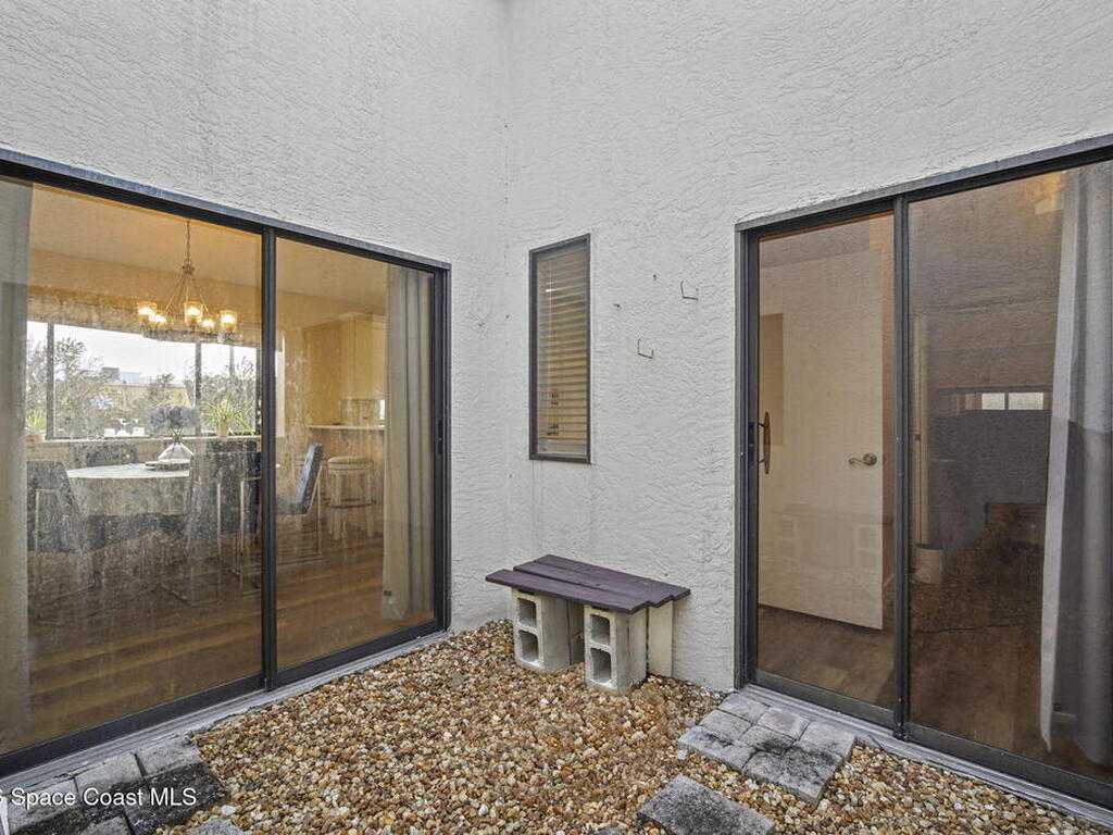 410 Parkside Place, Indian Harbour Beach, FL 32937