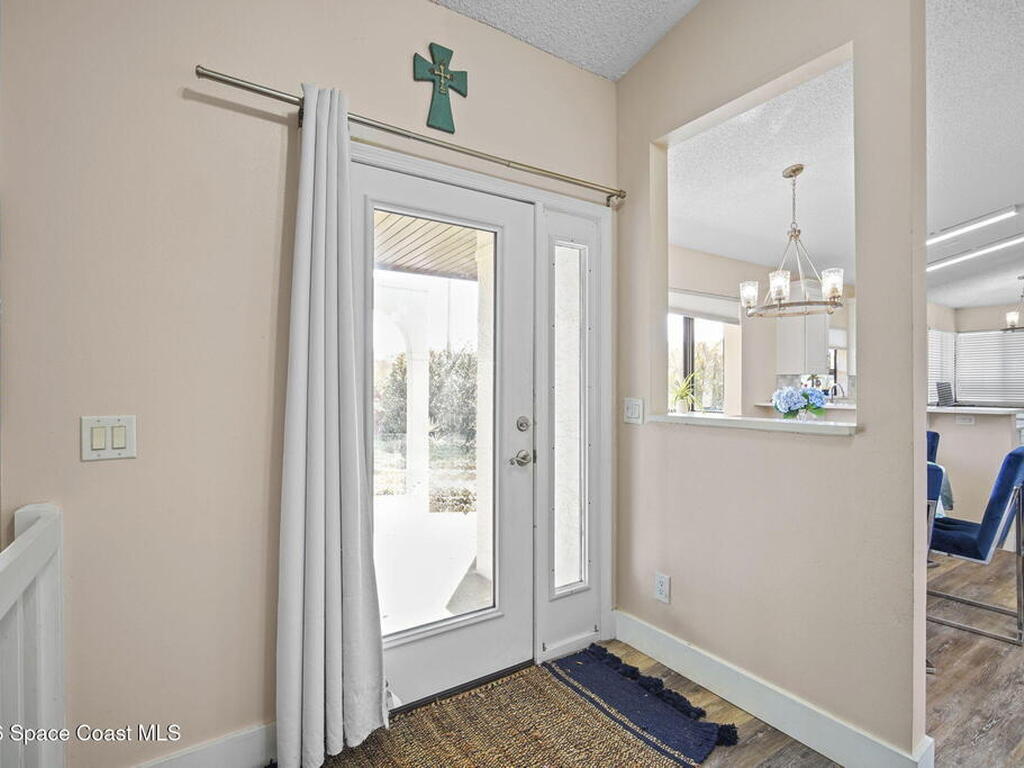 410 Parkside Place, Indian Harbour Beach, FL 32937