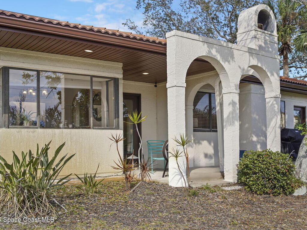 410 Parkside Place, Indian Harbour Beach, FL 32937