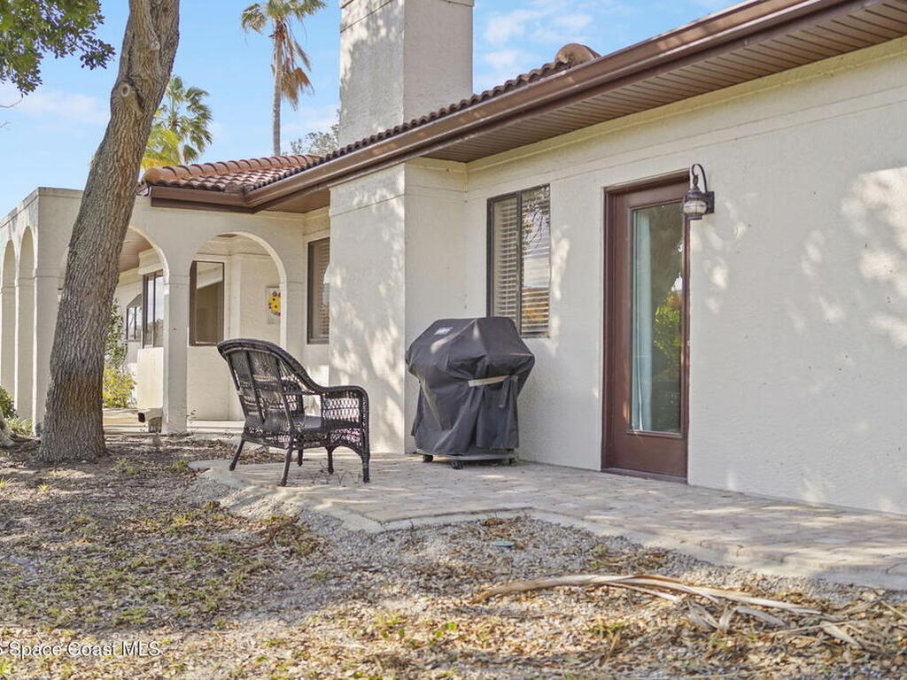 410 Parkside Place, Indian Harbour Beach, FL 32937