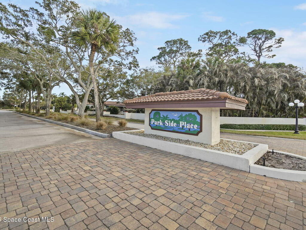 410 Parkside Place, Indian Harbour Beach, FL 32937