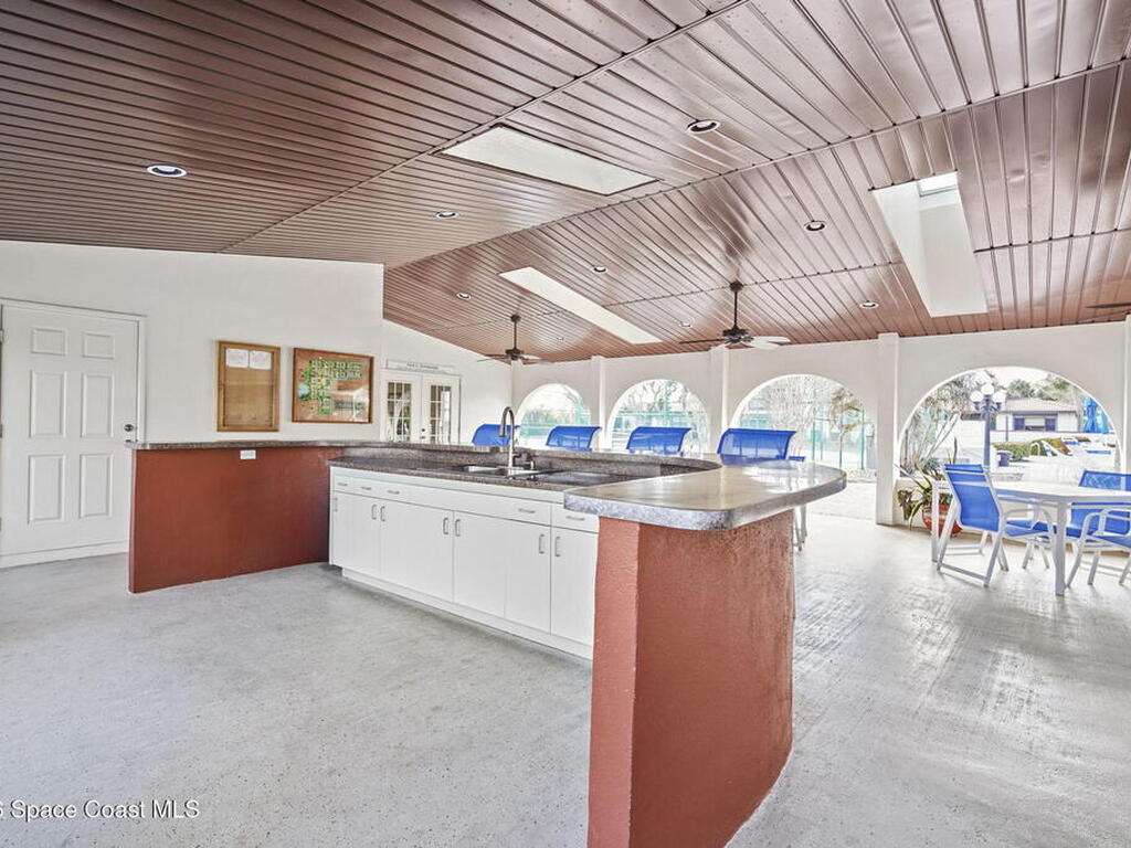 410 Parkside Place, Indian Harbour Beach, FL 32937