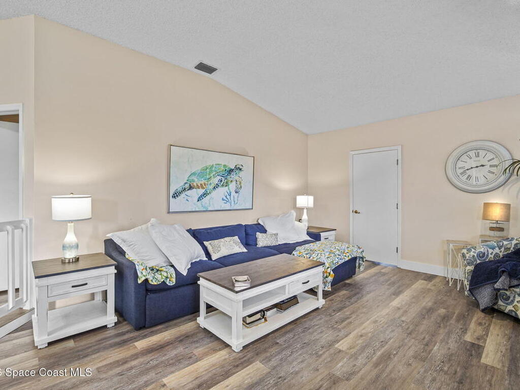 410 Parkside Place, Indian Harbour Beach, FL 32937