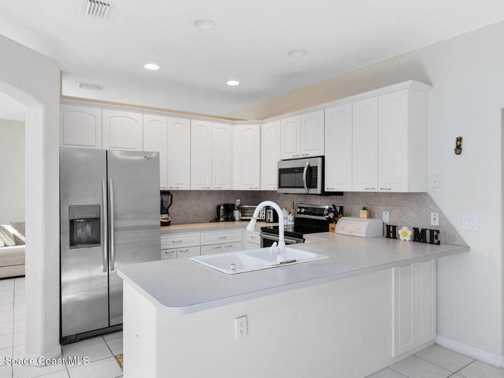 703 Samuel Chase Lane, Melbourne, FL 32904