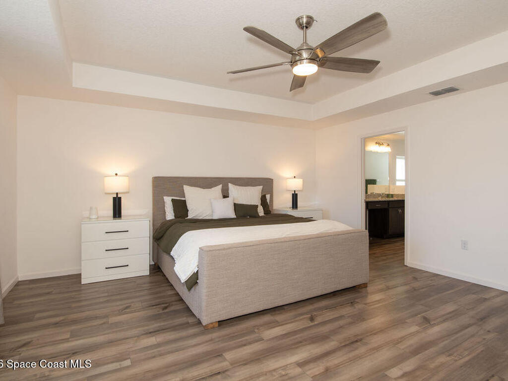 548 Burlington Avenue, Palm Bay, FL 32907