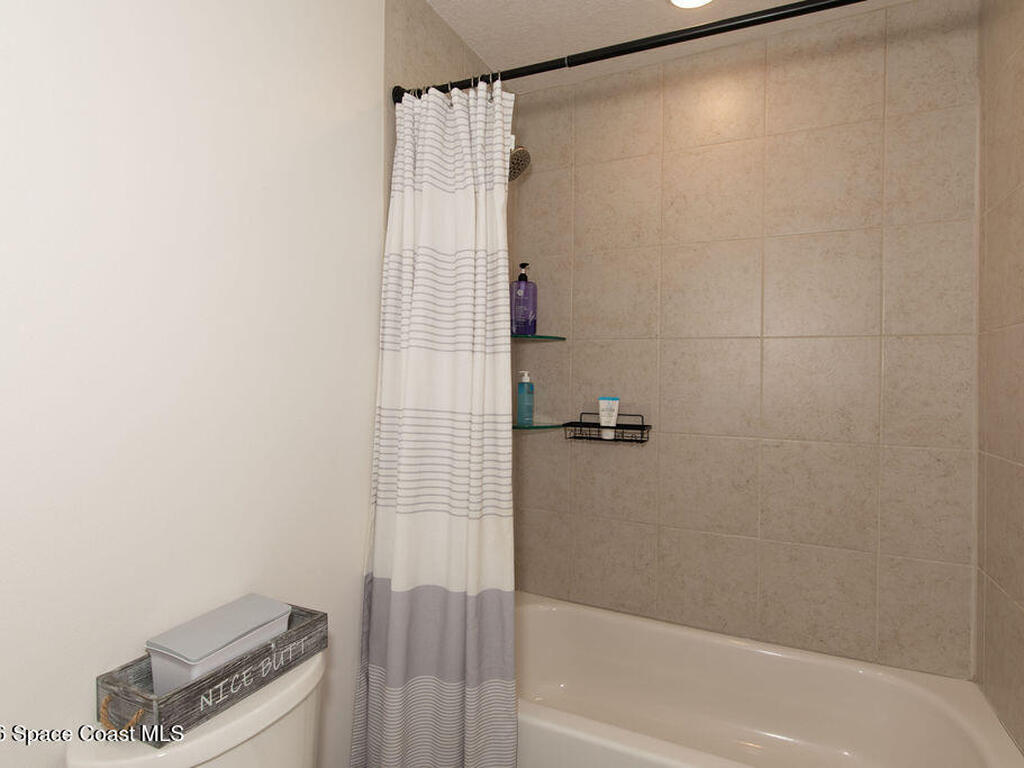 548 Burlington Avenue, Palm Bay, FL 32907