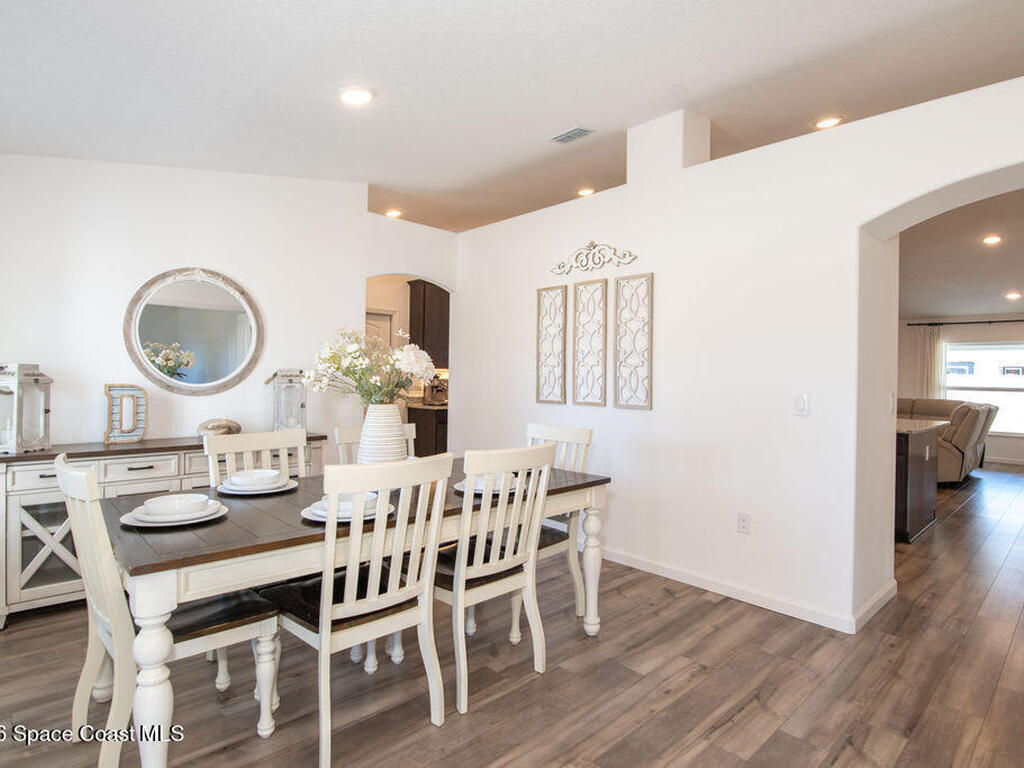 548 Burlington Avenue, Palm Bay, FL 32907