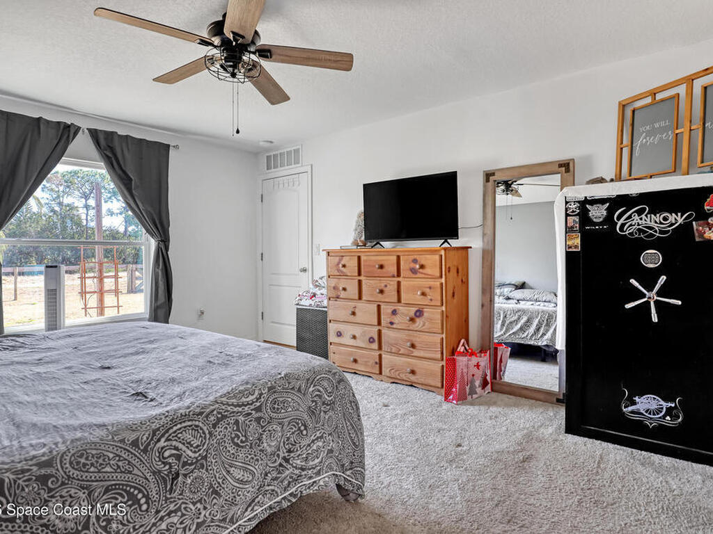 1247 Heitzman Avenue, Palm Bay, FL 32908