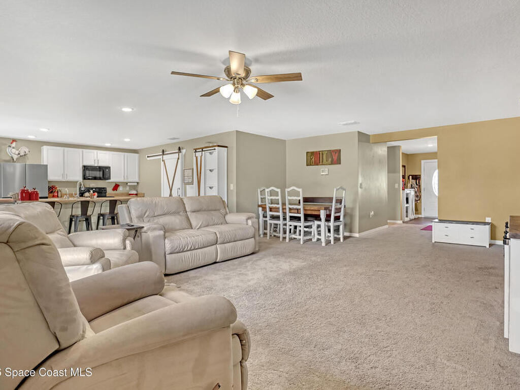 1247 Heitzman Avenue, Palm Bay, FL 32908