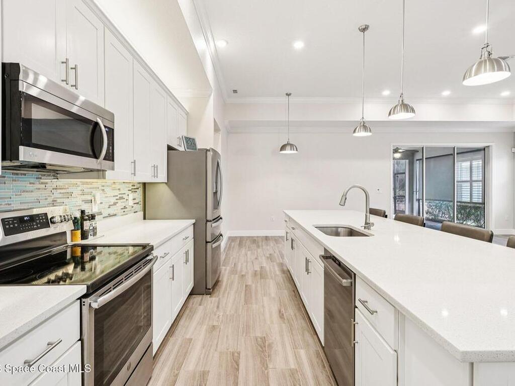 5290 Hebron Drive, Merritt Island, FL 32953