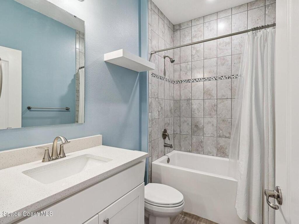 5290 Hebron Drive, Merritt Island, FL 32953