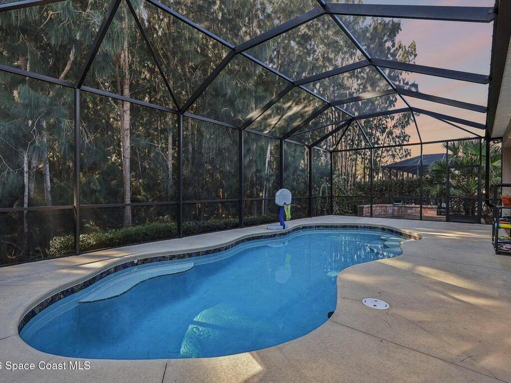 5290 Hebron Drive, Merritt Island, FL 32953