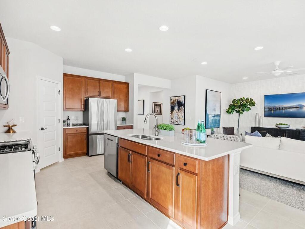 9319 Barbizon Lane, Melbourne, FL 32940