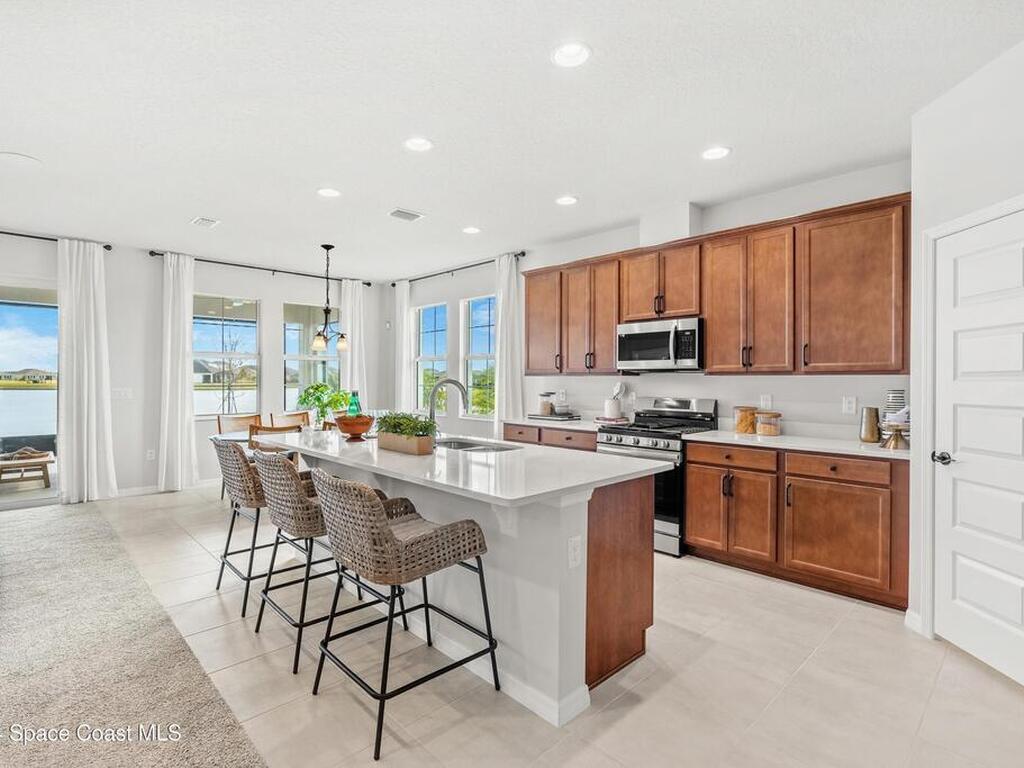 9319 Barbizon Lane, Melbourne, FL 32940