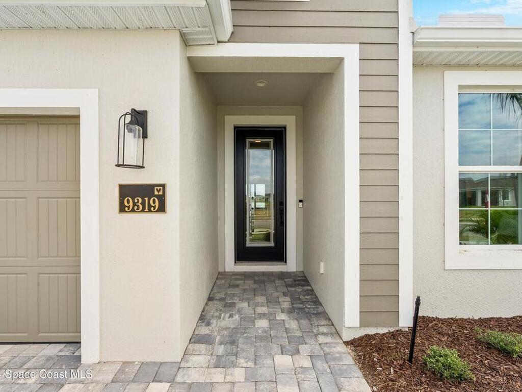 9319 Barbizon Lane, Melbourne, FL 32940