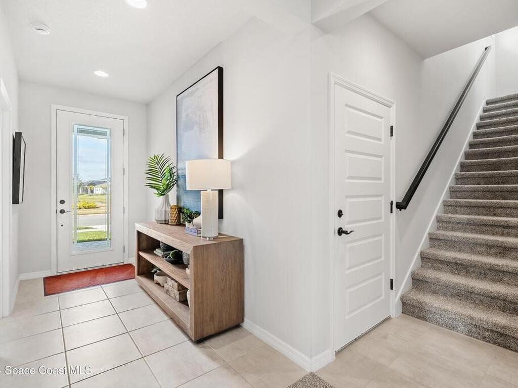 9319 Barbizon Lane, Melbourne, FL 32940