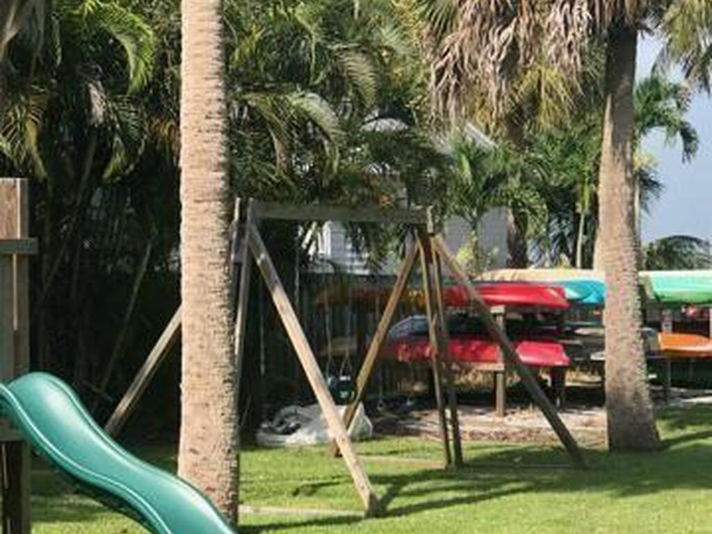 305 Pelican Drive, Melbourne Beach, FL 32951