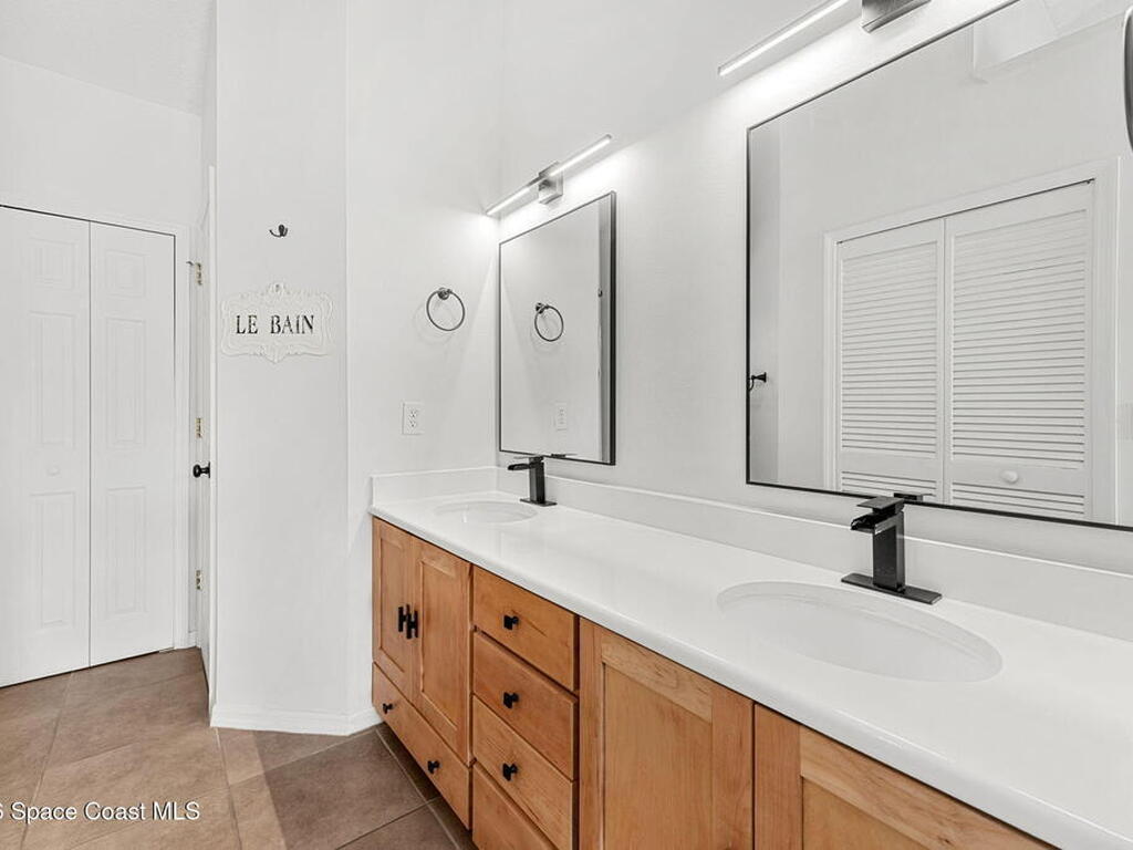 1924 Fabien Circle, Melbourne, FL 32940