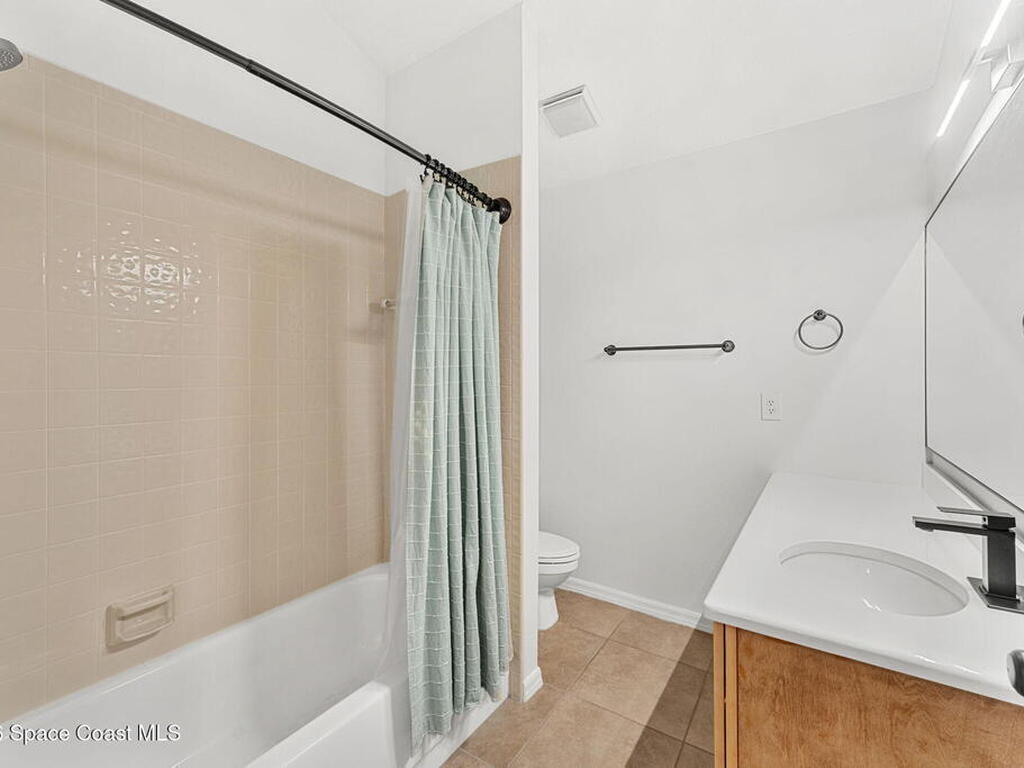 1924 Fabien Circle, Melbourne, FL 32940