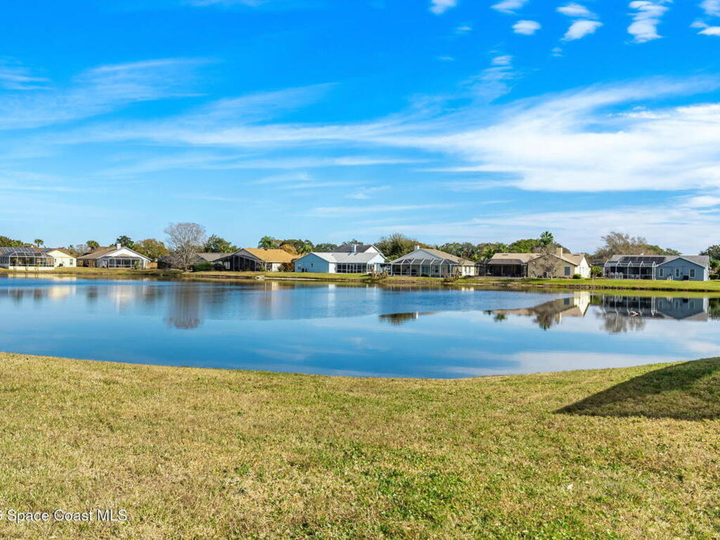 1924 Fabien Circle, Melbourne, FL 32940