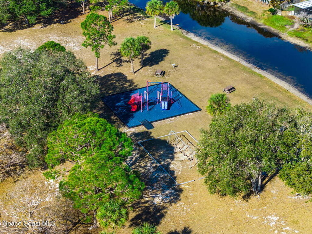 1924 Fabien Circle, Melbourne, FL 32940