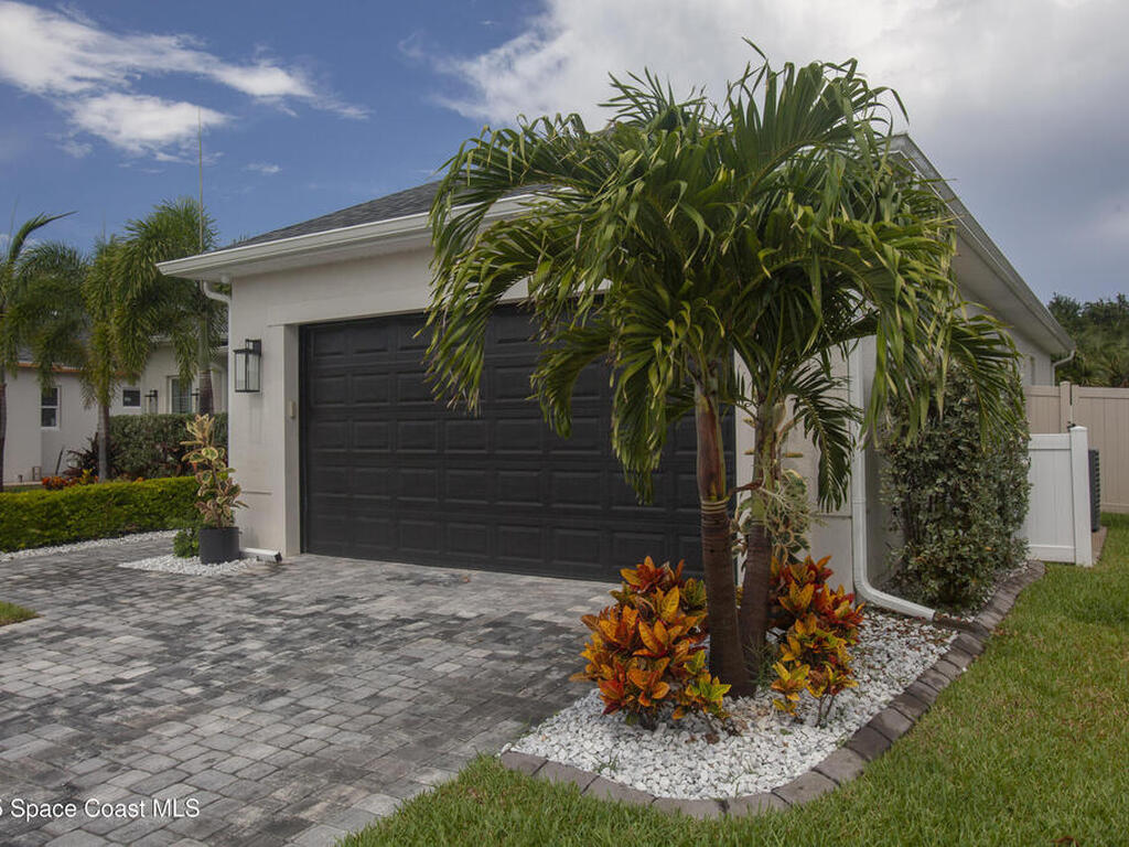 4305 Negal Circle, Melbourne, FL 32901