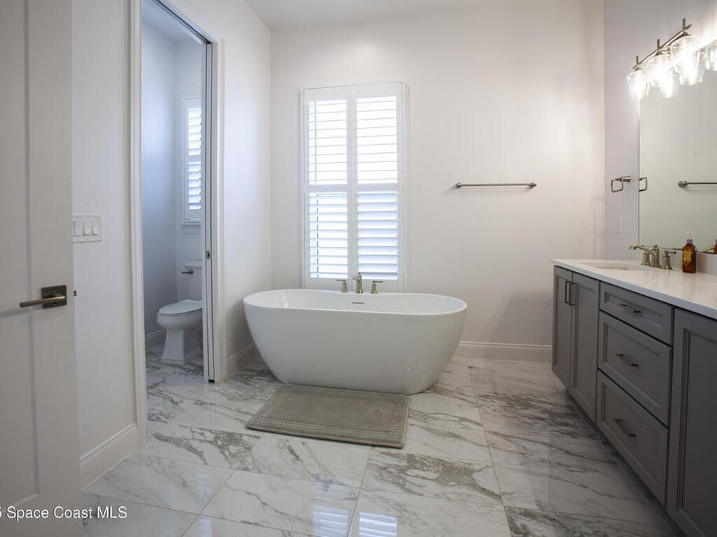 4305 Negal Circle, Melbourne, FL 32901