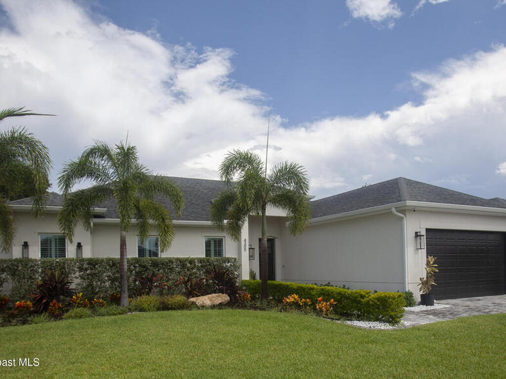 4305 Negal Circle, Melbourne, FL 32901