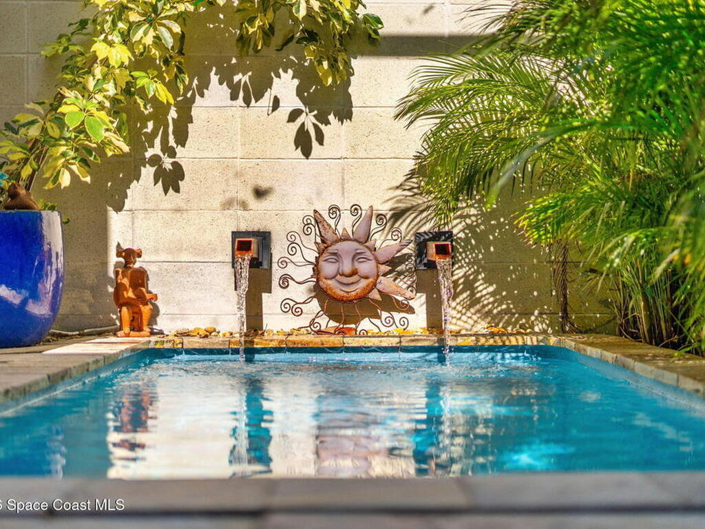 548 Old Oak Street, Melbourne, FL 32904