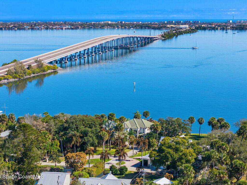 548 Old Oak Street, Melbourne, FL 32904