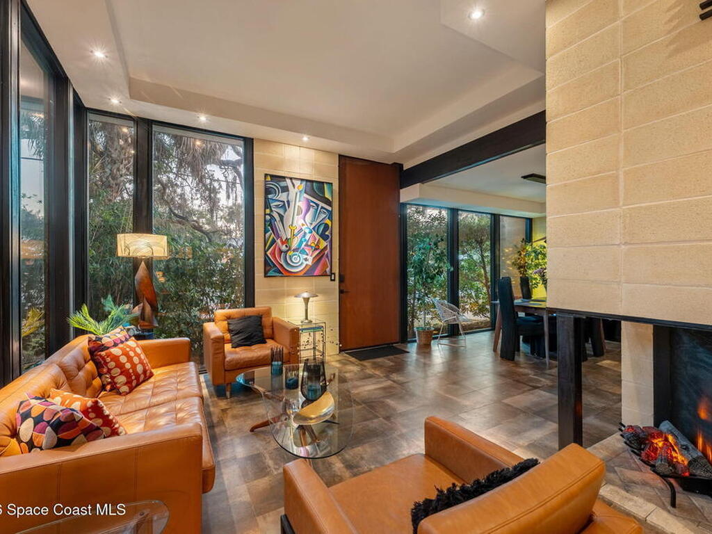 548 Old Oak Street, Melbourne, FL 32904