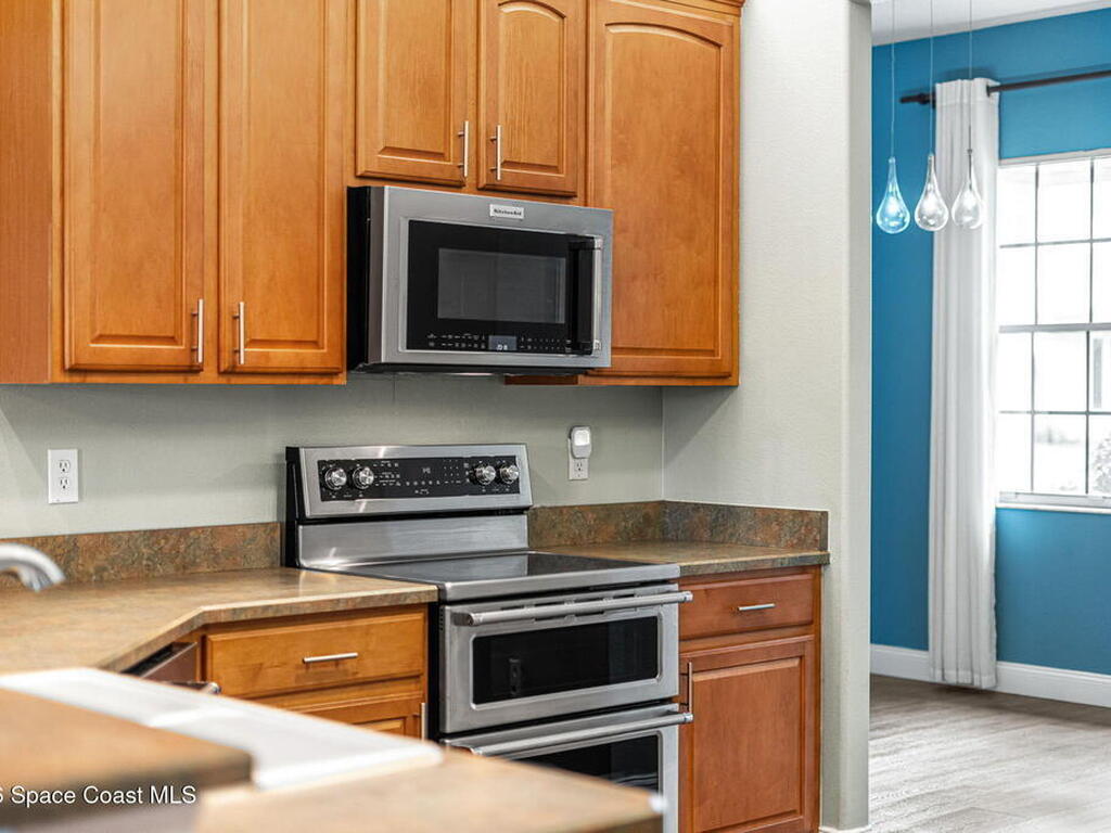 1305 Pemberton Trail, Malabar, FL 32950