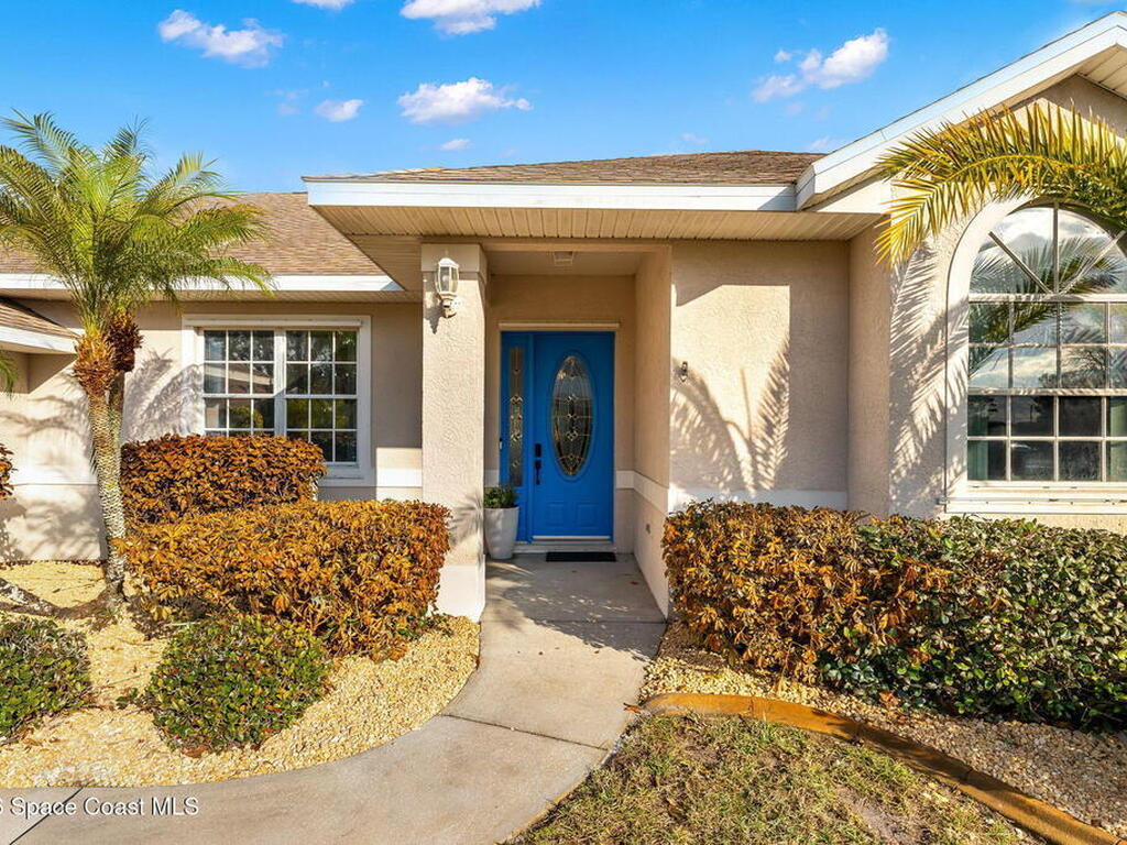 1305 Pemberton Trail, Malabar, FL 32950