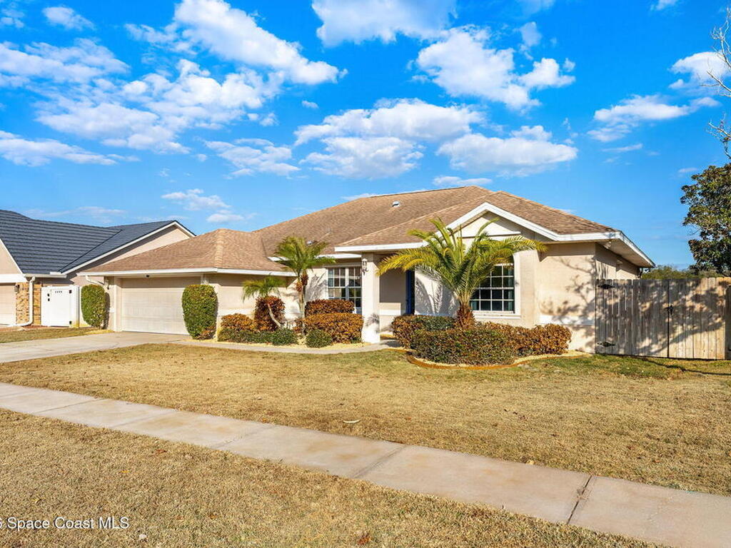 1305 Pemberton Trail, Malabar, FL 32950