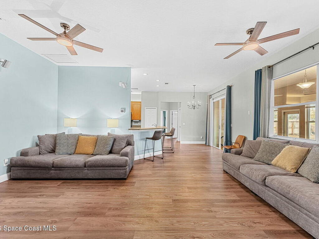 1305 Pemberton Trail, Malabar, FL 32950