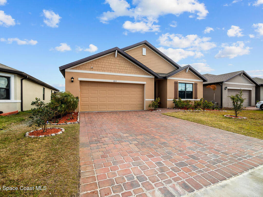 1814 Farmhouse Road, Palm Bay, FL 32909