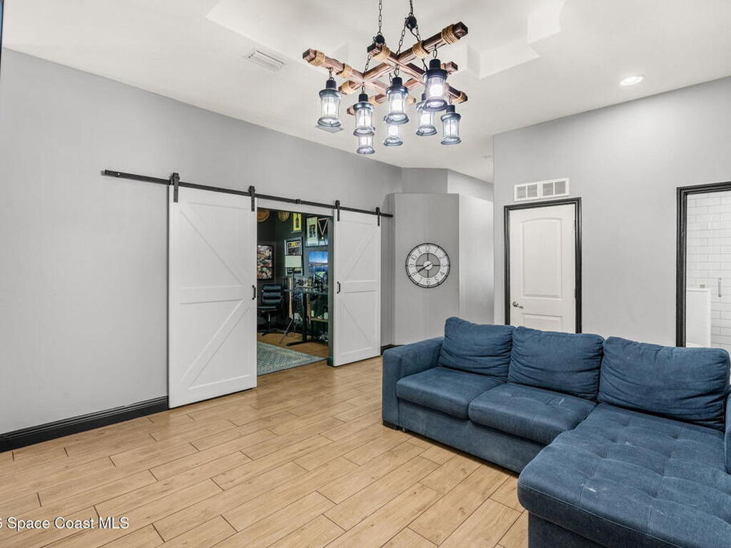 3652 Brantley Circle, Suntree, FL 32955