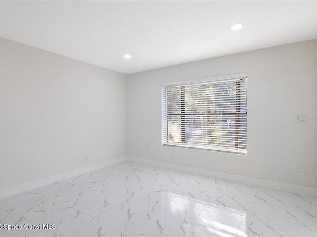 161 SE Celestia Court, Port St. Lucie, FL 34983