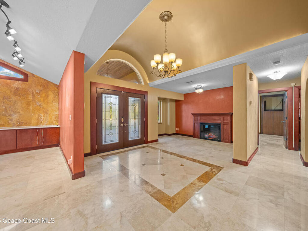 1855 Plantation Circle, Palm Bay, FL 32909