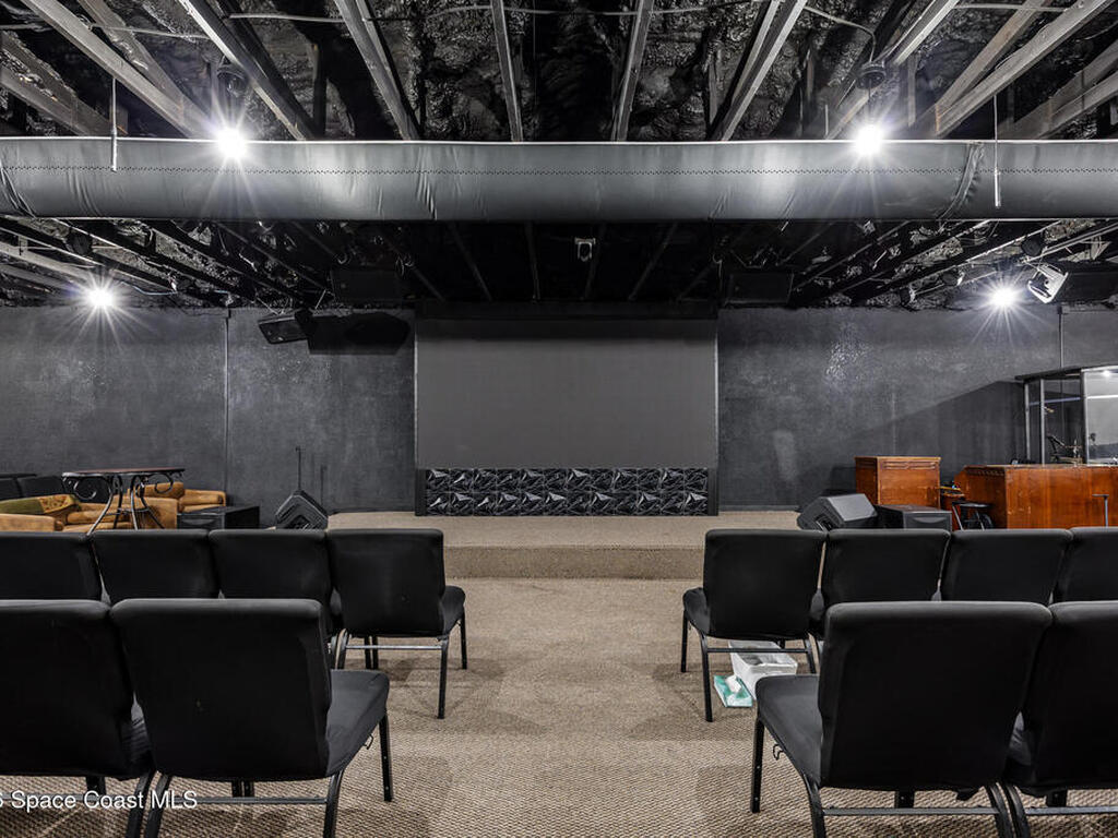 2787 Aurora Road, Melbourne, FL 32935