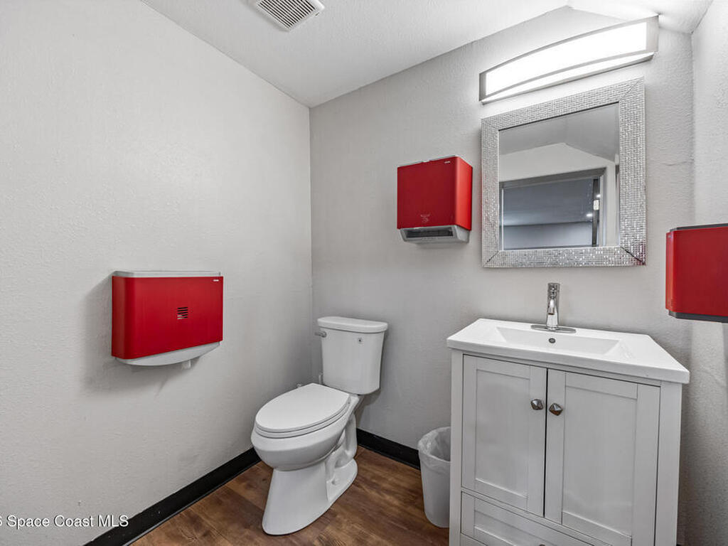 2787 Aurora Road, Melbourne, FL 32935