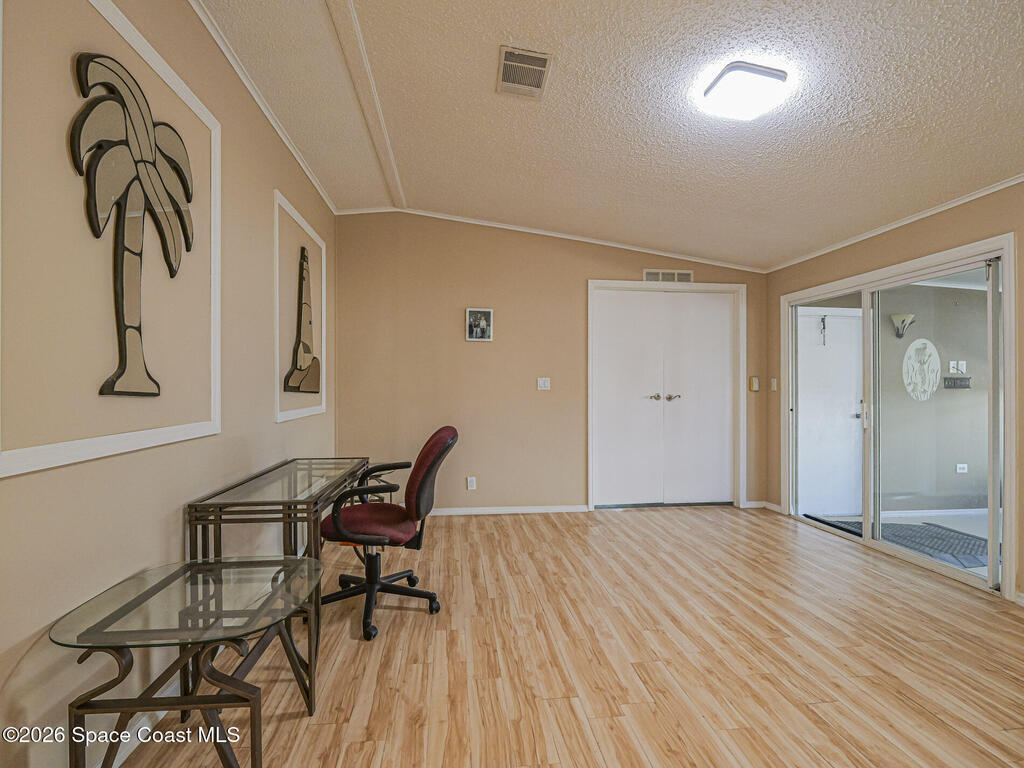 7566 Montauk Avenue, Micco, FL 32976