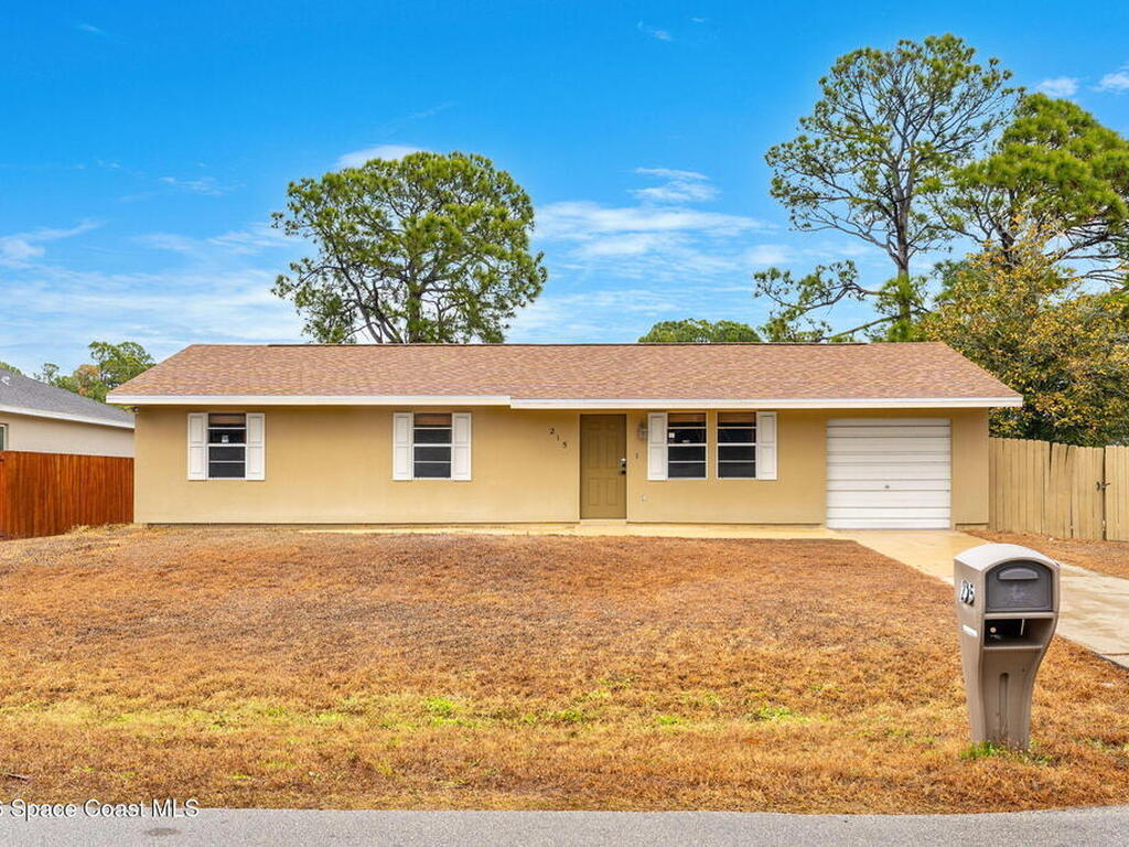 215 Hagerstown Street, Palm Bay, FL 32908