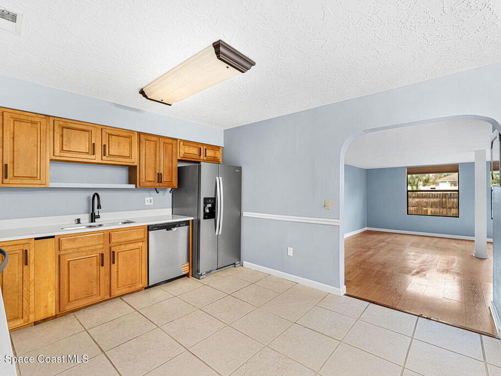 215 Hagerstown Street, Palm Bay, FL 32908