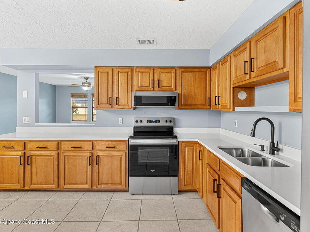 215 Hagerstown Street, Palm Bay, FL 32908