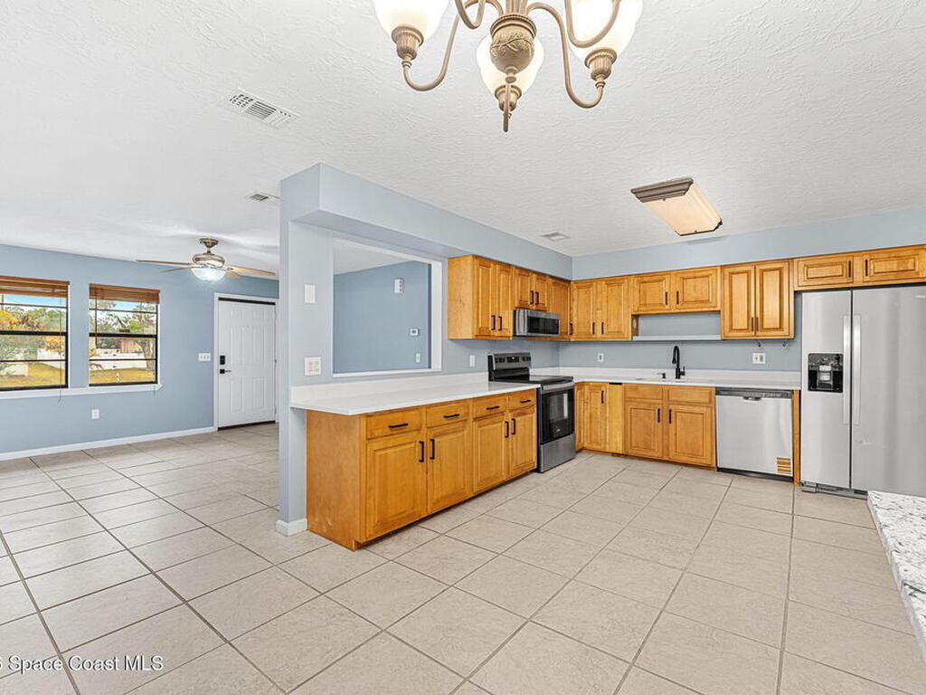 215 Hagerstown Street, Palm Bay, FL 32908