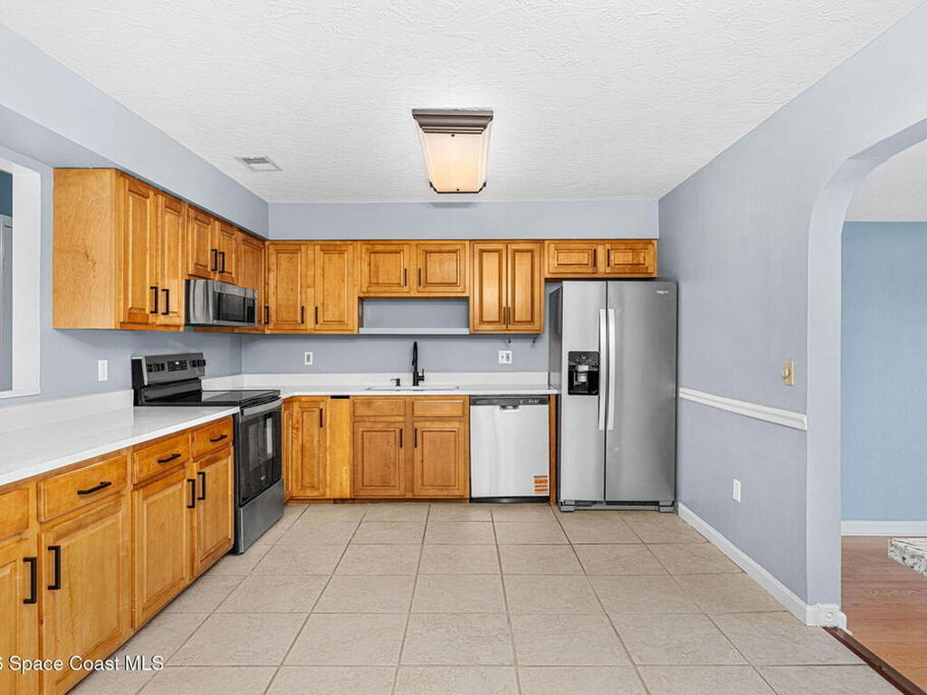 215 Hagerstown Street, Palm Bay, FL 32908