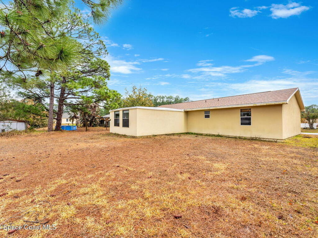 215 Hagerstown Street, Palm Bay, FL 32908