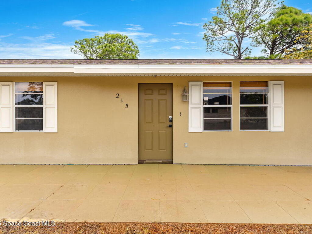215 Hagerstown Street, Palm Bay, FL 32908
